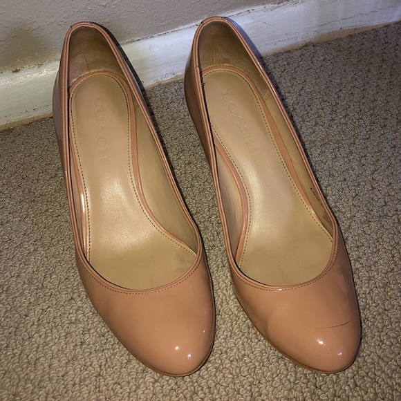 Coach Nib Devon Classic Patent Leather Heels Shell - Picture 5 of 12